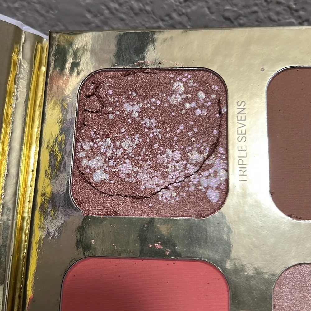 Lucky Glow Palette